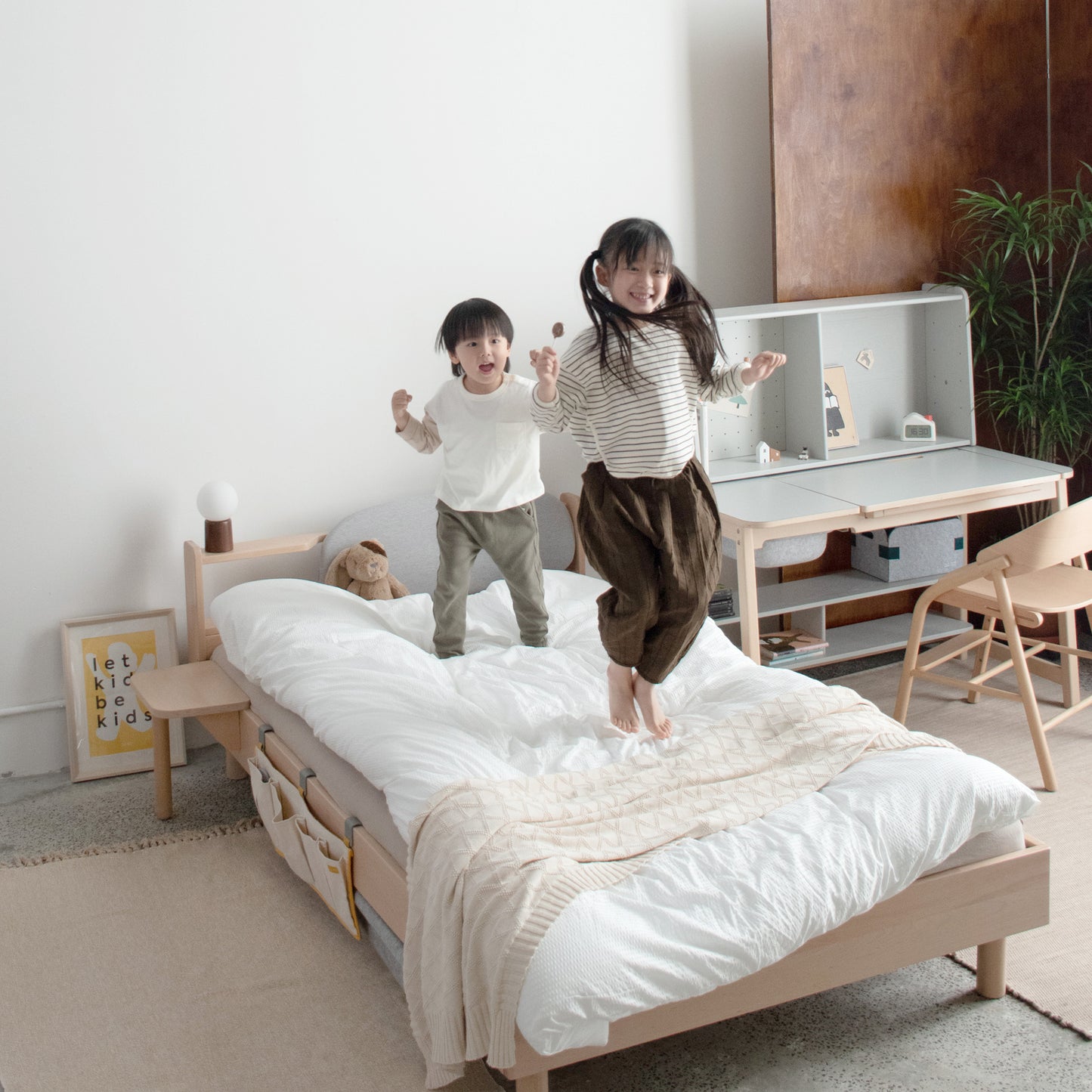 No. 1 Bed with Padded Headboard
