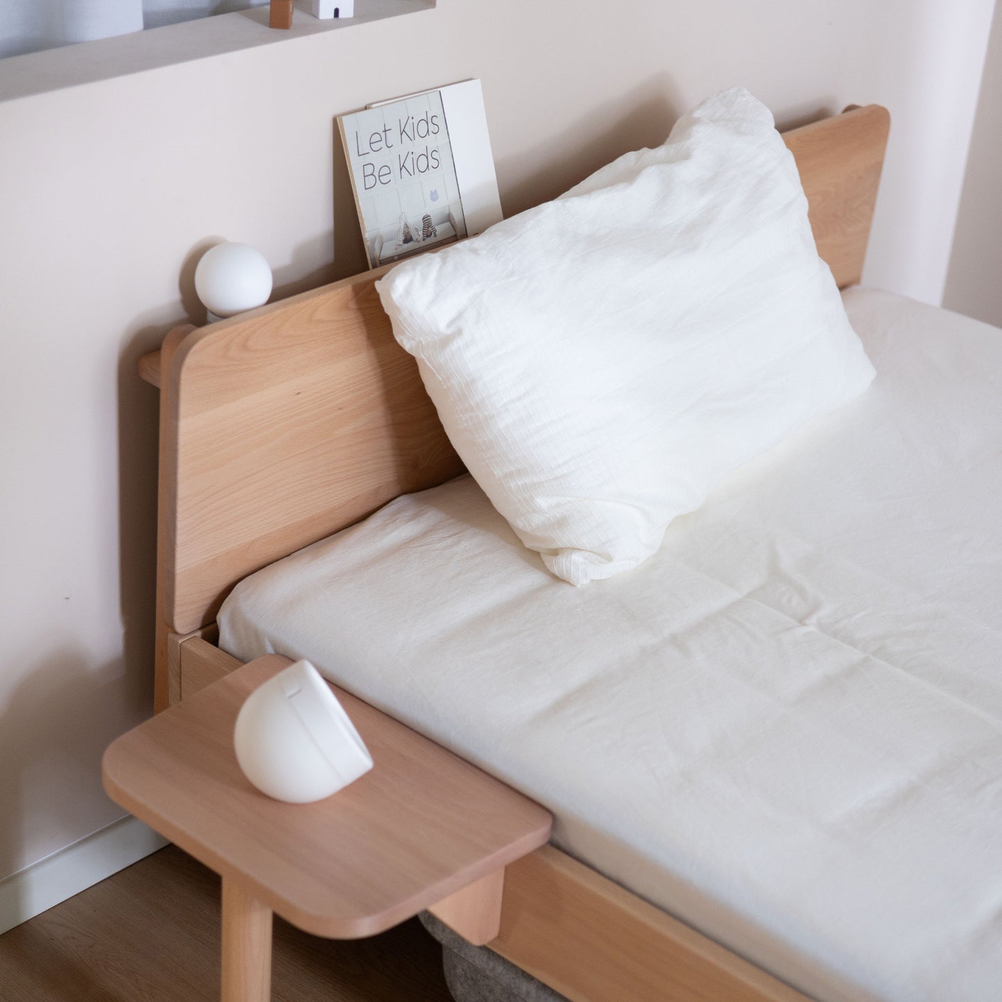 No. 1 Bed with Wooden Headboard