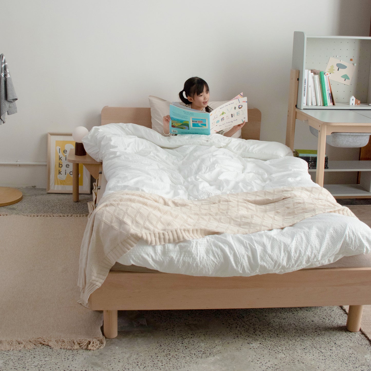 No. 1 Bed with Wooden Headboard