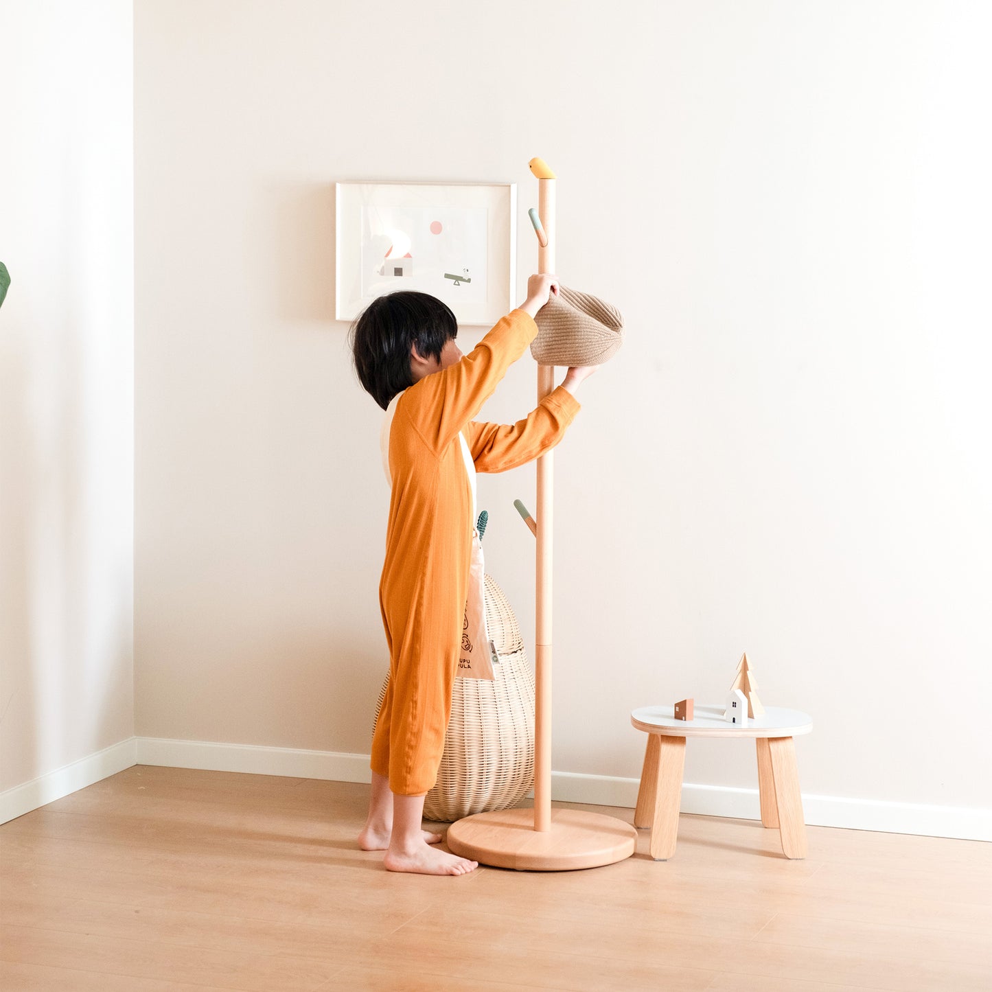 Tree Clothes Stand
