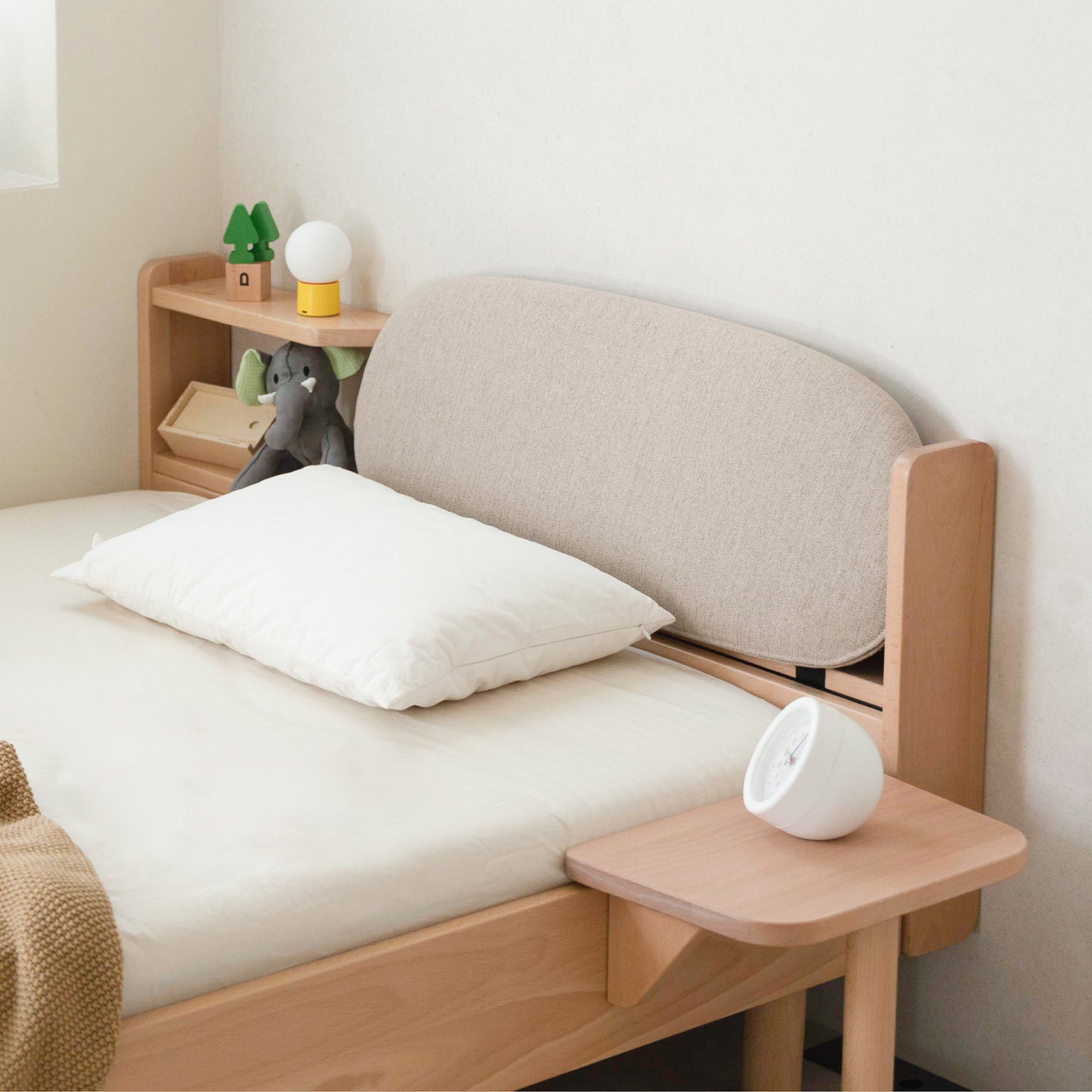 No. 1 Bed with Padded Headboard